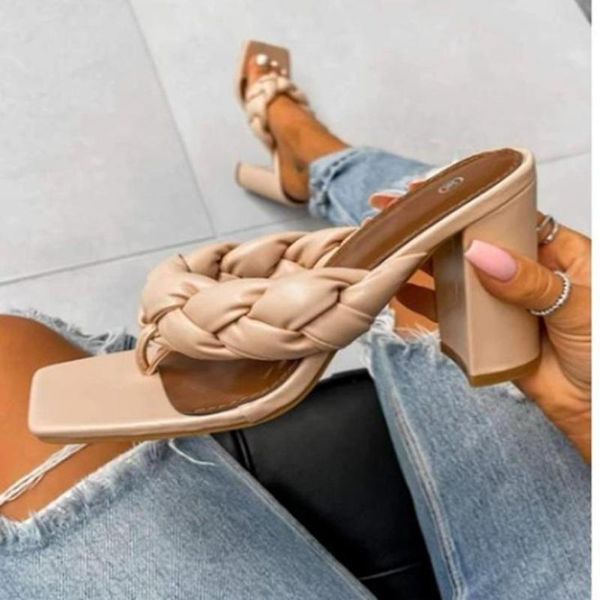 slippers 2021 summer solid color western style woven herringbone flip-flops high-heeled square heel women's sandals and, Black
slippers 2021 summer solid color western style woven herringbone flip-flops high-heeled square heel women's sandals and, Black
