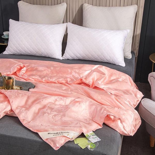 high grade embroidery chinese 100%long mulberry silk quilt quality handmade 4 season comforter blankets 100%cotton fabric c comforters & set
high grade embroidery chinese 100%long mulberry silk quilt quality handmade 4 season comforter blankets 100%cotton fabric c comforters & set
