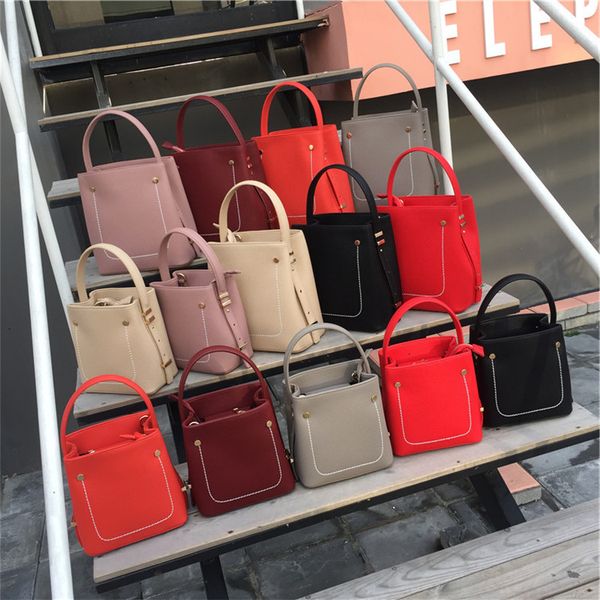 handbag korean version litchi pattern bucket bag one shoulder women's fashion trend pu, Black;red
handbag korean version litchi pattern bucket bag one shoulder women's fashion trend pu, Black;red