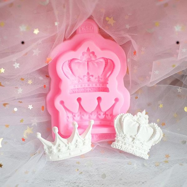 cake tools crown shaped wax silicone mould fondant diy gypsum plaster molds for car decoration
cake tools crown shaped wax silicone mould fondant diy gypsum plaster molds for car decoration