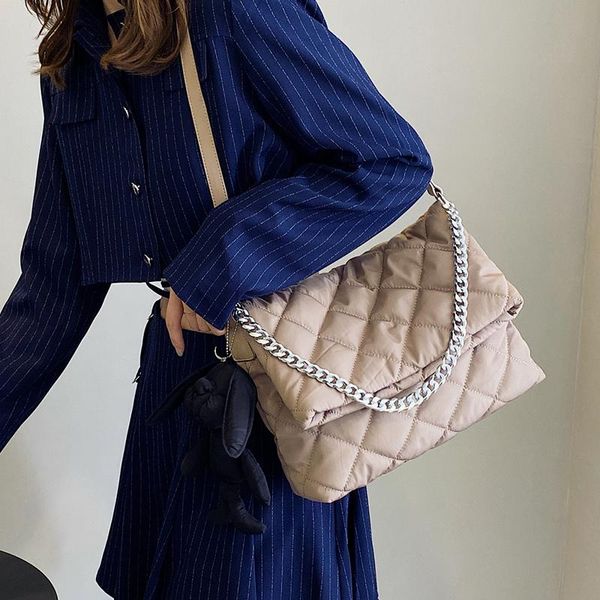 evening bags luxury designer handbag women shoulder bag satchel style nylon small crossbody for tote 2021 metale chain clutches sac
evening bags luxury designer handbag women shoulder bag satchel style nylon small crossbody for tote 2021 metale chain clutches sac