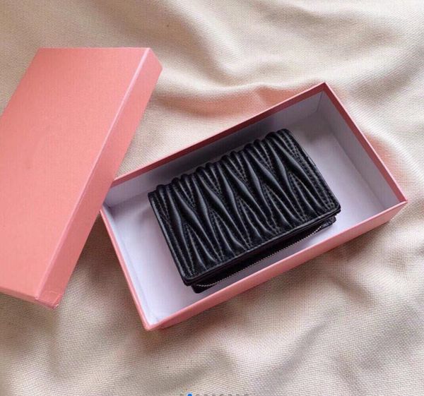 wholesale women's pink designer sheepskin pleated wallet short wallet card holder female wallet classic zipper pocket
wholesale women's pink designer sheepskin pleated wallet short wallet card holder female wallet classic zipper pocket