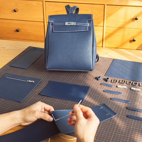 stupid fish fashion versatile backpack women's soft leather leisure hand sewn diy handmade material bag
stupid fish fashion versatile backpack women's soft leather leisure hand sewn diy handmade material bag