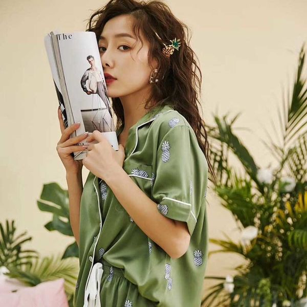 women's sleepwear summer women comfort short sleeve pajamas set cute cartoon pineapple printed pink soft silk satin thin homewear, Black;red
women's sleepwear summer women comfort short sleeve pajamas set cute cartoon pineapple printed pink soft silk satin thin homewear, Black;red