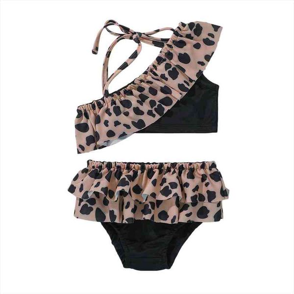 girls cute two piece split swimsuit fresh leopard flower one shoulder camisole and ruffles triangle shorts, White
girls cute two piece split swimsuit fresh leopard flower one shoulder camisole and ruffles triangle shorts, White