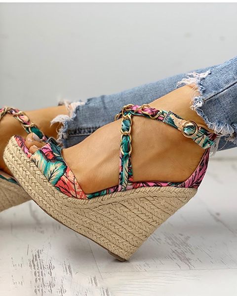 floral chain detail platform wedge sandals boho style peep toe pattern bowknot design, Black
floral chain detail platform wedge sandals boho style peep toe pattern bowknot design, Black