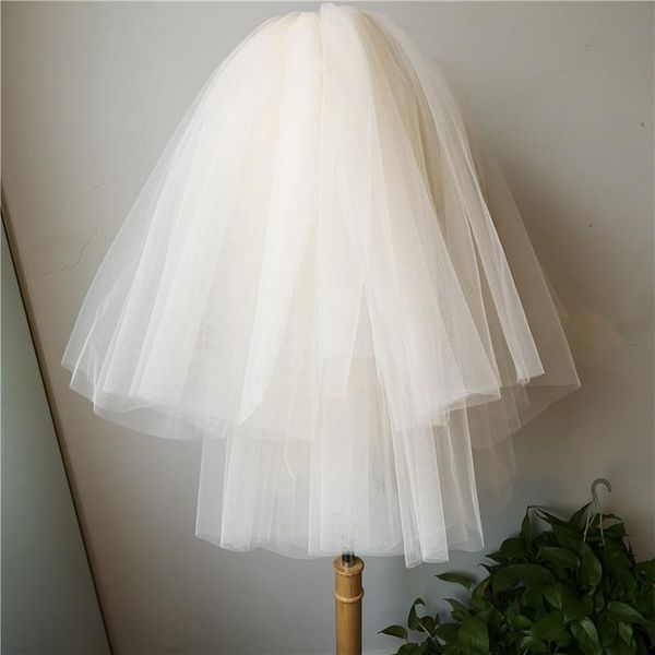 bridal veils short wedding 2021 simple puffy muiti layers vail with comb soft tulle champagne elegant accessories velo, Black
bridal veils short wedding 2021 simple puffy muiti layers vail with comb soft tulle champagne elegant accessories velo, Black