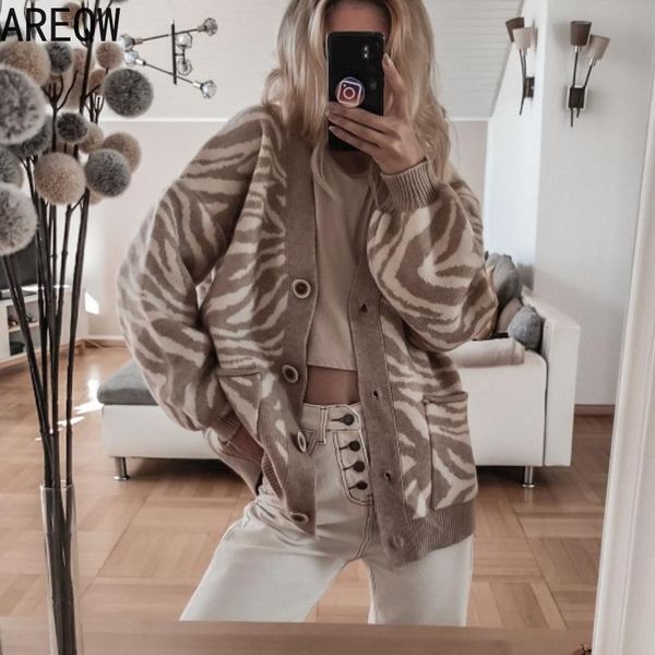 2021 new spring autumn oversized sweater leopard cardigan casual loose female knitted v-ne jumper fall women clothing, Black
2021 new spring autumn oversized sweater leopard cardigan casual loose female knitted v-ne jumper fall women clothing, Black