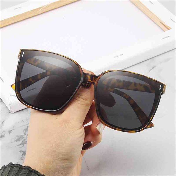 classic vintage square sunglasses women men brand designer retro black sun glasses goggle oculos gafas de sol uv400, White;black
classic vintage square sunglasses women men brand designer retro black sun glasses goggle oculos gafas de sol uv400, White;black