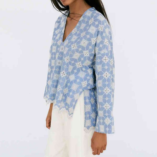 women's blouses & shirts embroidered blouse v-neck long sleeve autumn women shirt chic asymmetric hem boho beach casual blusa, White
women's blouses & shirts embroidered blouse v-neck long sleeve autumn women shirt chic asymmetric hem boho beach casual blusa, White