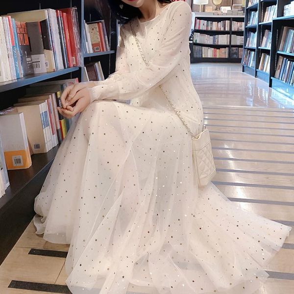 casual dresses 2021 brand women fashion dress o-neck long sleeve sequins tulle midi stars pallitte mesh party vestidos, Black;gray
casual dresses 2021 brand women fashion dress o-neck long sleeve sequins tulle midi stars pallitte mesh party vestidos, Black;gray