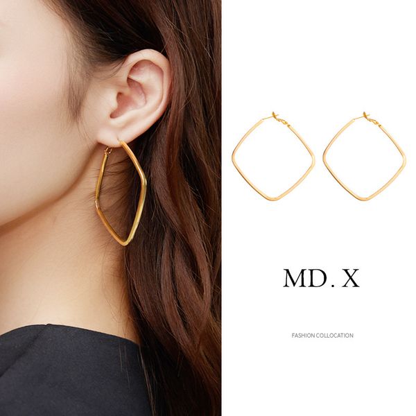 fashion 2021, hoop earrgs: exaggeration in new 2020, Silver
fashion 2021, hoop earrgs: exaggeration in new 2020, Silver