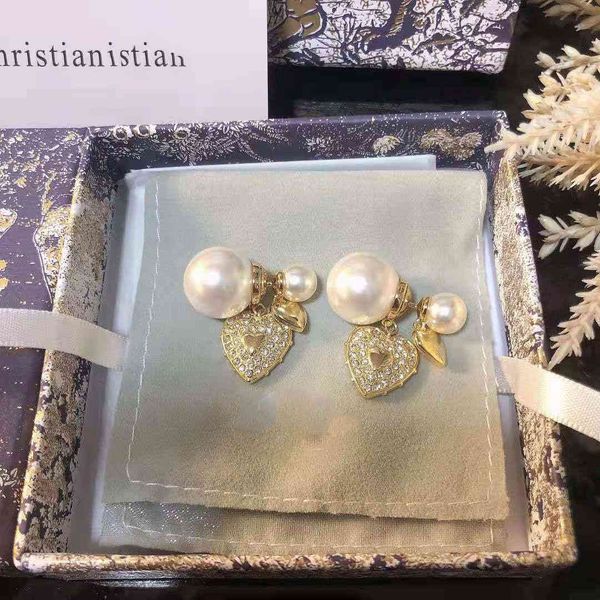 70% off dijia letter front and back pearl star pendant earrings personality fashion versatile, Golden;silver
70% off dijia letter front and back pearl star pendant earrings personality fashion versatile, Golden;silver