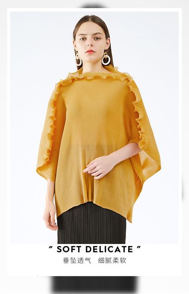 knits miyake fold half sleeve slash neck solid ruffle loose t-shirt, White
knits miyake fold half sleeve slash neck solid ruffle loose t-shirt, White