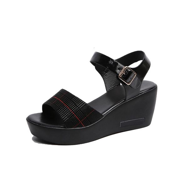 sandals gingham high heels summer female breathable sandals women fashion wees antiskid platform shoes, Black
sandals gingham high heels summer female breathable sandals women fashion wees antiskid platform shoes, Black