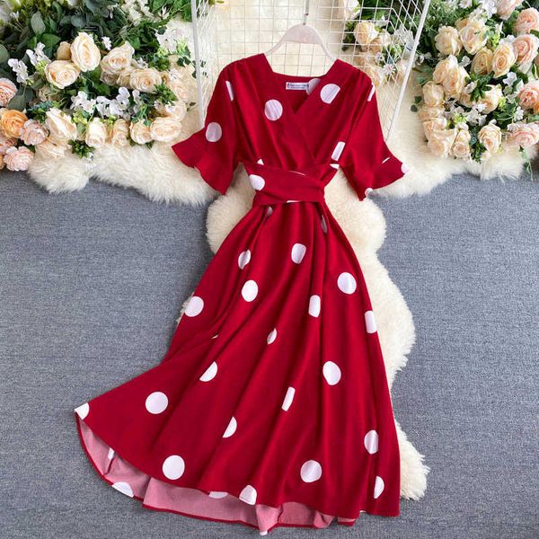 10 color summer red v neck short sleeve bandage waist polka dot dress women flare sleeve fashion clothing elegant vestido 210610, Black;gray
10 color summer red v neck short sleeve bandage waist polka dot dress women flare sleeve fashion clothing elegant vestido 210610, Black;gray