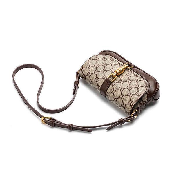 2022 new factory wholesale old flower bag single shoulder armpit messenger french stick small female
2022 new factory wholesale old flower bag single shoulder armpit messenger french stick small female