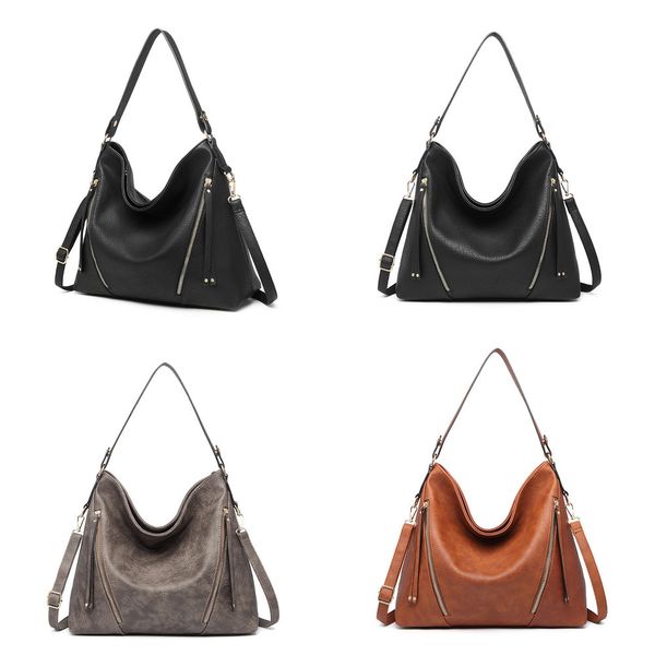 2021 fashion new hand women's one shoulder messenger leisure large capacity bag, Black;red
2021 fashion new hand women's one shoulder messenger leisure large capacity bag, Black;red