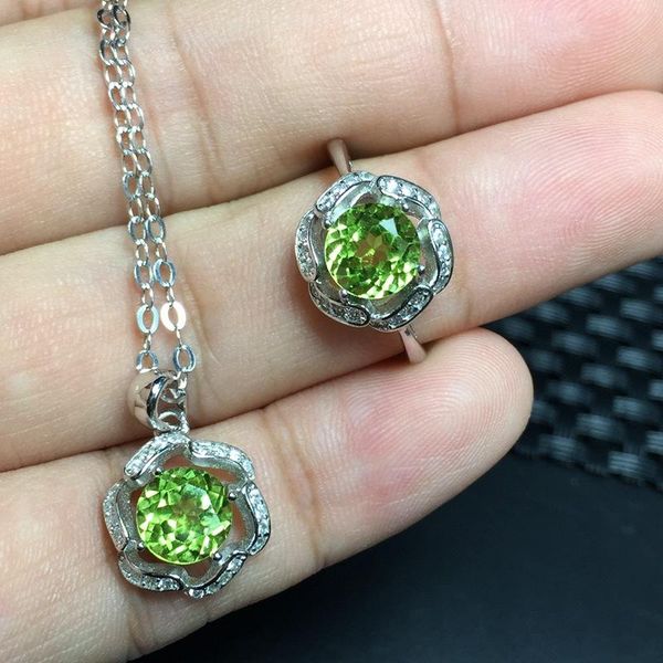 bracelet, earrings & necklace 925 sterling silver peridot pendent necklace, ring, jewelry set natural gemstone 7 x mm, Black
bracelet, earrings & necklace 925 sterling silver peridot pendent necklace, ring, jewelry set natural gemstone 7 x mm, Black