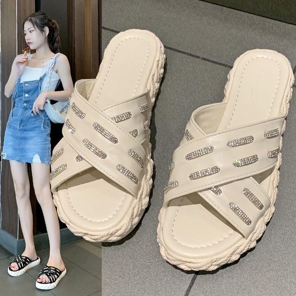 slippers summer cross belt fashion bright drill thick bottom flat comfortable wear casual versatile, Black
slippers summer cross belt fashion bright drill thick bottom flat comfortable wear casual versatile, Black