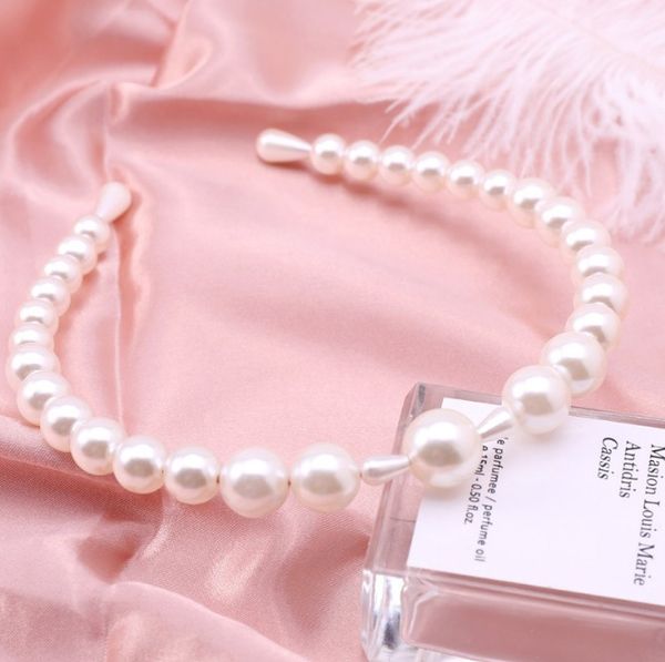girls pearl hair sticks european american fashion ladies simple imitation pearls princess hairband kids hairs accessories headband s1163, Slivery;white
girls pearl hair sticks european american fashion ladies simple imitation pearls princess hairband kids hairs accessories headband s1163, Slivery;white