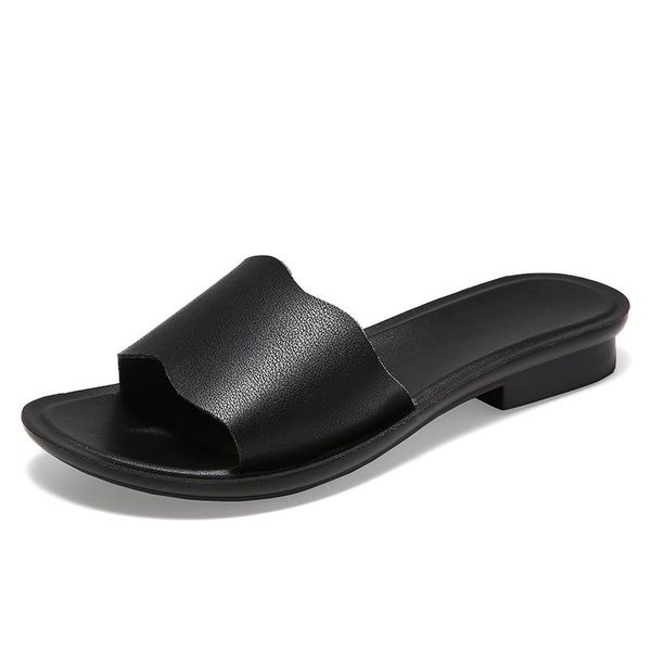 slippers 2021 women's european and american style flat leather summer comfortable soft bottom non-slip middle-aged elderly, Black
slippers 2021 women's european and american style flat leather summer comfortable soft bottom non-slip middle-aged elderly, Black