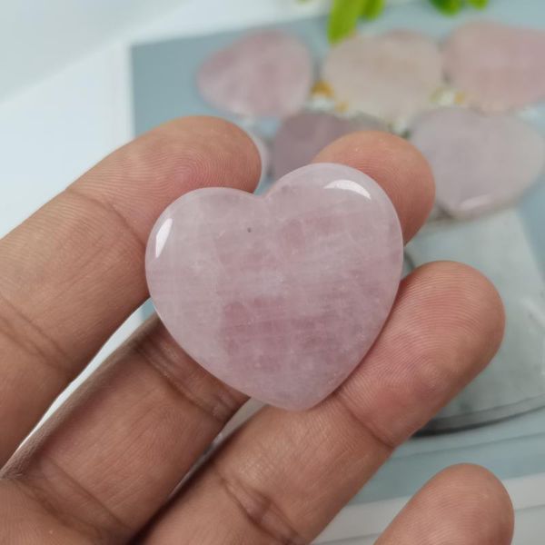 decorative objects & figurines 3.5cm*3.5cmnatural colorful rose powder crystal heart shape massage quartz and mineral reiki healing
decorative objects & figurines 3.5cm*3.5cmnatural colorful rose powder crystal heart shape massage quartz and mineral reiki healing