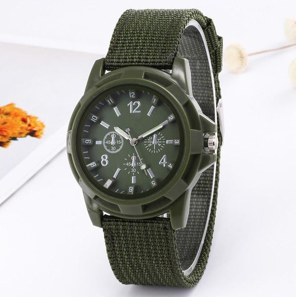 wristwatches fashion men's casual sport watch men male watches fabric canvas strap wristwatch clock, Slivery;brown
wristwatches fashion men's casual sport watch men male watches fabric canvas strap wristwatch clock, Slivery;brown