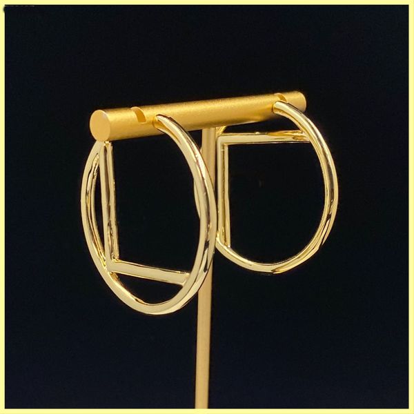 2021 big hoops earring women letters earings size 4.0cm fashion jewelry designer womens luxurys studs f earrings brands necklaces box, Golden;silver
2021 big hoops earring women letters earings size 4.0cm fashion jewelry designer womens luxurys studs f earrings brands necklaces box, Golden;silver