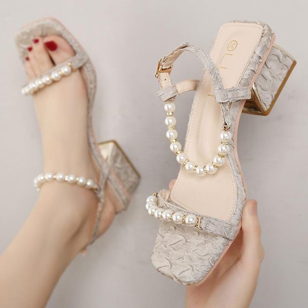 sandals plus size 34-43 bead gladiator women summer shoes woman slippers pearl buckle strap open toe thick heels sandalias mujer, Black
sandals plus size 34-43 bead gladiator women summer shoes woman slippers pearl buckle strap open toe thick heels sandalias mujer, Black