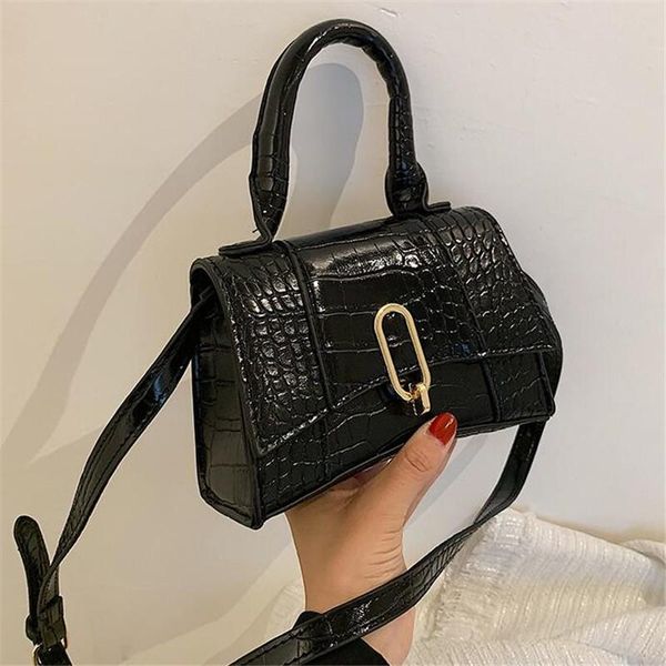 evening bags 2021 crocodile pattern designer shoulder bag simple lady messenger fashion handbag casual mobile phone wallet
evening bags 2021 crocodile pattern designer shoulder bag simple lady messenger fashion handbag casual mobile phone wallet