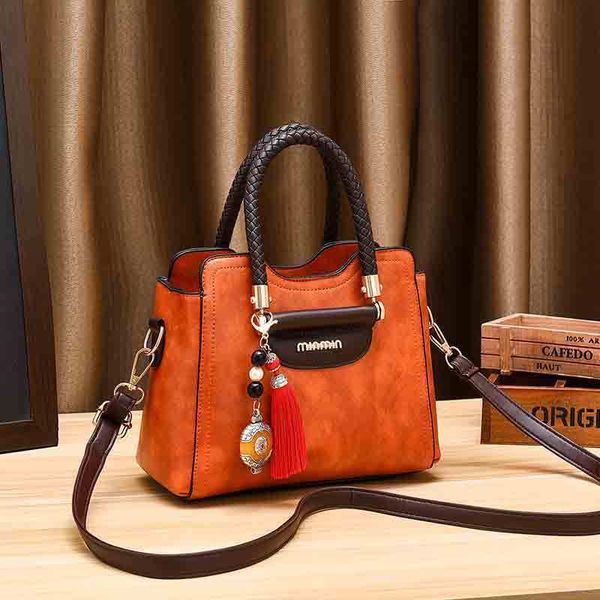 messenger bags messenger bags2021 large capacity messenger women's simple atmosphere portable single shoulder bag fashion
messenger bags messenger bags2021 large capacity messenger women's simple atmosphere portable single shoulder bag fashion