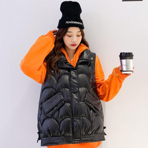 women's vests 2021 autumn winter vest women solid color cotton jacket loose sleeveless coat female waistcoat with big pockets, Black;white
women's vests 2021 autumn winter vest women solid color cotton jacket loose sleeveless coat female waistcoat with big pockets, Black;white