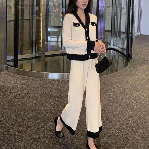 women's two piece pants autumn and winter 2021 v-neck fashion professional knitted cardigan + elastic waist wide leg casual two-piece s, White
women's two piece pants autumn and winter 2021 v-neck fashion professional knitted cardigan + elastic waist wide leg casual two-piece s, White