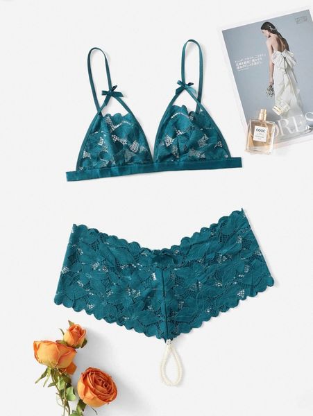 plus cut-out lace triangle lingerie set k47r#, Black;white 
plus cut-out lace triangle lingerie set k47r#, Black;white