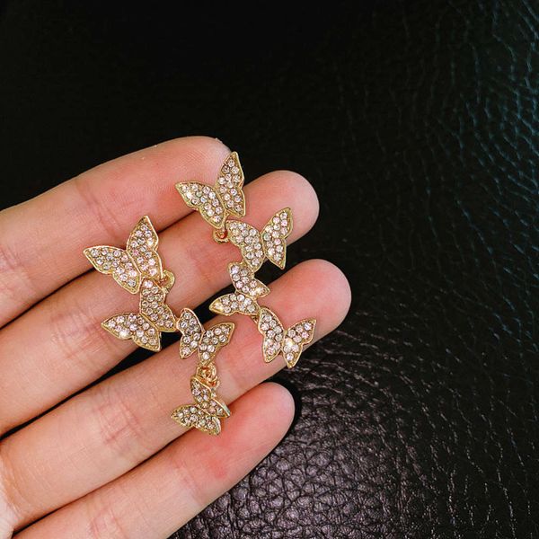simple temperament small butterfly 925 silver needle advanced earrings women's 2020 new fashion net red ear jewelry, Black
simple temperament small butterfly 925 silver needle advanced earrings women's 2020 new fashion net red ear jewelry, Black