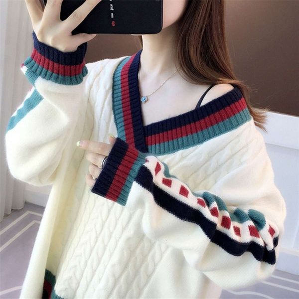 autumn sweater loose outer wear wind autumn and winter thickened bottomed coat, White;black
autumn sweater loose outer wear wind autumn and winter thickened bottomed coat, White;black