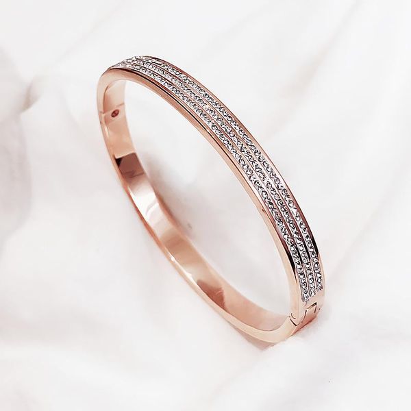 bangle full diamond titanium steel bracelet europe and the united states personality fashion exquisite female hand ornaments, Black
bangle full diamond titanium steel bracelet europe and the united states personality fashion exquisite female hand ornaments, Black