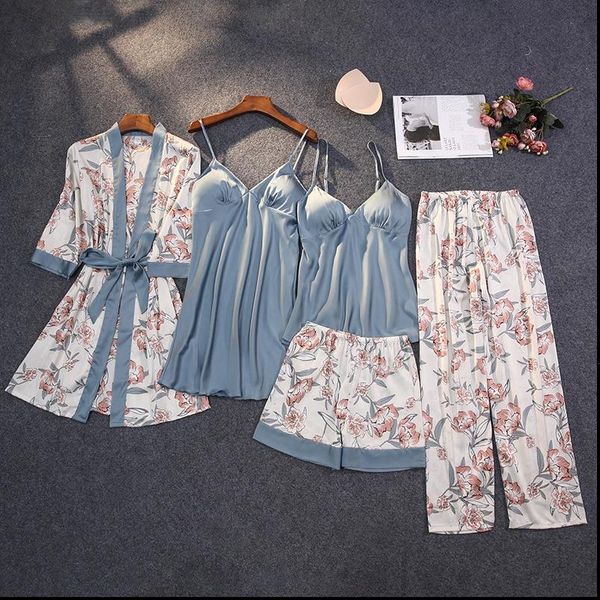 winter autumn satin pyjama women sleepwear set silk pajamas night suits soft nightwear home clothes with chest pads, Black;red
winter autumn satin pyjama women sleepwear set silk pajamas night suits soft nightwear home clothes with chest pads, Black;red