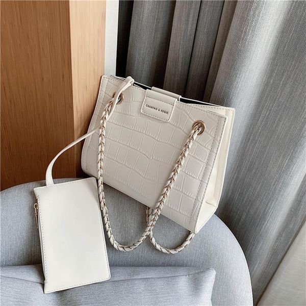 evening bags causal shoulder bag for women luxury designer crossbody messenger pu leather fashion chain sling ladies plaid handbags
evening bags causal shoulder bag for women luxury designer crossbody messenger pu leather fashion chain sling ladies plaid handbags