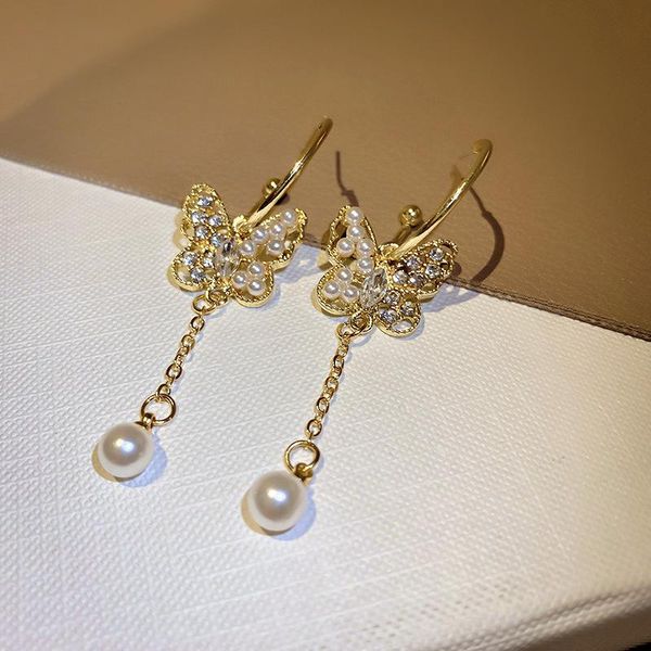 hoop & huggie bohemian pearl rhinestone butterfly pendant earring exaggerated creative gold round circle luxury ladies women's earrings, Golden;silver
hoop & huggie bohemian pearl rhinestone butterfly pendant earring exaggerated creative gold round circle luxury ladies women's earrings, Golden;silver