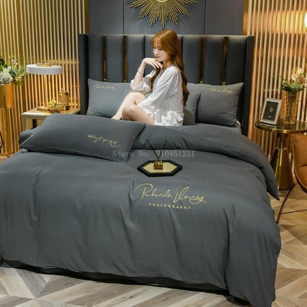 bedding sets solid color set luxury soft bed sheet and pillowcase quality quilt cover for home embroidery duvet
bedding sets solid color set luxury soft bed sheet and pillowcase quality quilt cover for home embroidery duvet