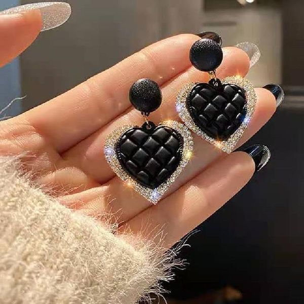 dangle & chandelier korean statement black heart earrings for women fashion bijoux femme brincos earings party, Silver
dangle & chandelier korean statement black heart earrings for women fashion bijoux femme brincos earings party, Silver