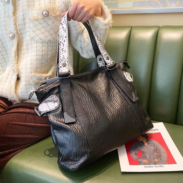 evening bags women novelty big leather black single shoulder bag for female large capacity simple deisgn crossbody
evening bags women novelty big leather black single shoulder bag for female large capacity simple deisgn crossbody
