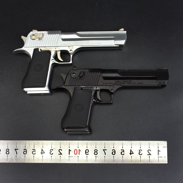 45alloy empire desert eagle 1:2.05 shell throwing all metal gun model toy detachable and non launching
45alloy empire desert eagle 1:2.05 shell throwing all metal gun model toy detachable and non launching
