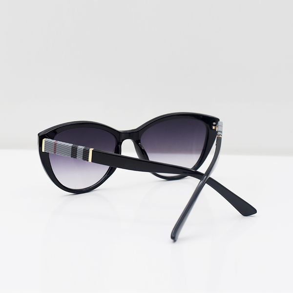 3747 fashion mens sunglasses woman uv400 striped frame oval glasses cat eye sandy beach eyeglasses designers anti-uv eyegla with box, White;black
3747 fashion mens sunglasses woman uv400 striped frame oval glasses cat eye sandy beach eyeglasses designers anti-uv eyegla with box, White;black