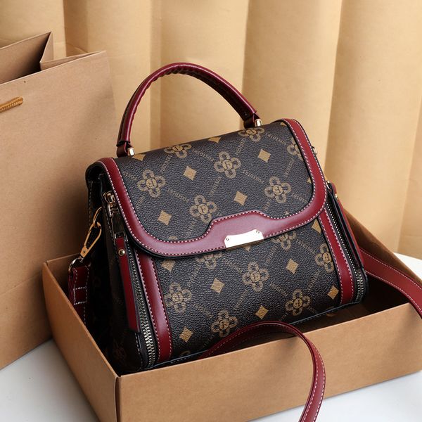 kangaroo leather bag 2021 new printing fashion women's one shoulder diagonal handbag
kangaroo leather bag 2021 new printing fashion women's one shoulder diagonal handbag