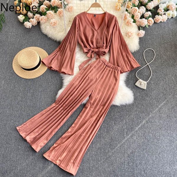 neploe fashion office lady suits 2021 solid flare sleeve crop pleated slim fit wide-leg pants elegant two piece sets female women's, White
neploe fashion office lady suits 2021 solid flare sleeve crop pleated slim fit wide-leg pants elegant two piece sets female women's, White