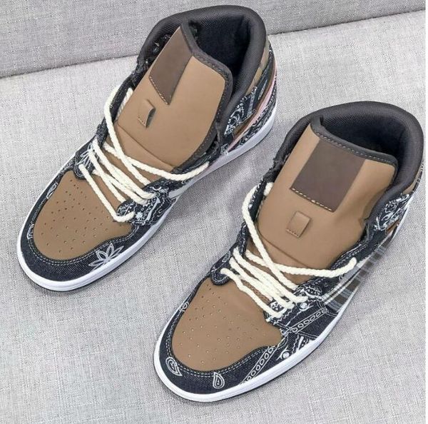 authentic sb dunk shoes high travis regular cactus jack black parachute beige petra brown man woman run shoe a12
authentic sb dunk shoes high travis regular cactus jack black parachute beige petra brown man woman run shoe a12
