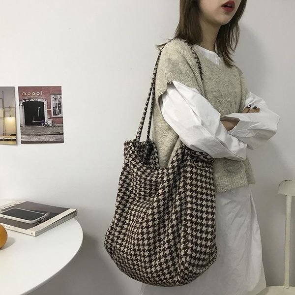 duffel bags extra large women woolen canvas houndstooth pattern design female big tote handbag casual shoulder shopping bag for ladies
duffel bags extra large women woolen canvas houndstooth pattern design female big tote handbag casual shoulder shopping bag for ladies